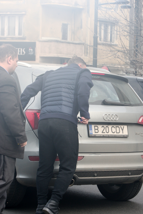 Laurenţiu Reghecampf era atât de îngândurat încât nu realiza ce se întâmplă în jurul său