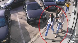 3 tinere din Argeș au găsit o borsetă cu peste 13.000 de euro și au păstrat-o. Gestul făcut după ce și-au văzut pozele pe Internet