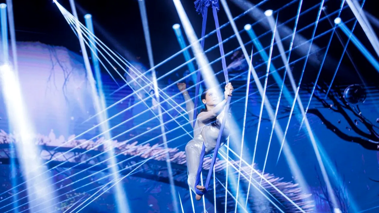 Cine este Damaris Lupu, de fapt? În urmă cu 5 ani nici nu știa ce este contorsionismul