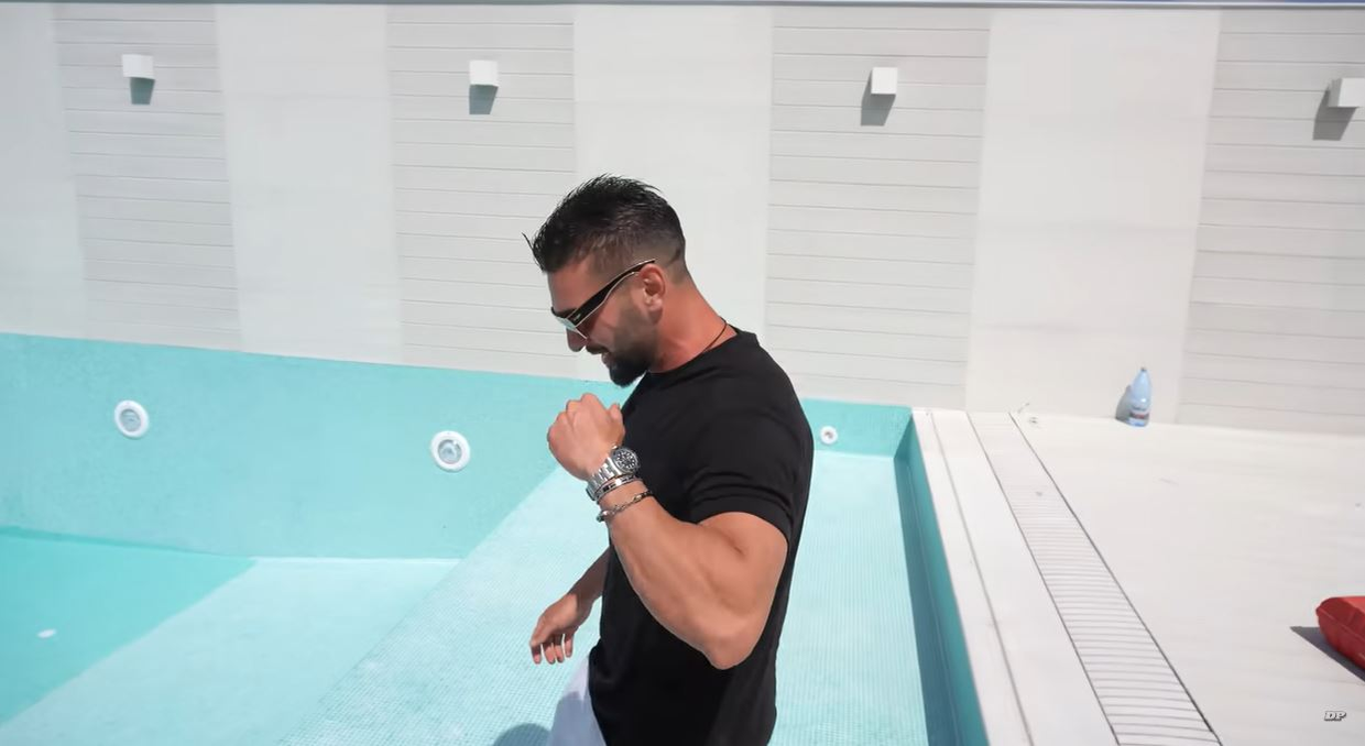 Cum arată piscina din casa de 300.000 de euro a lui Dorian Popa. A lăudat-o atât de tare, încât lumea a început să-l ia la mișto pe TikTok