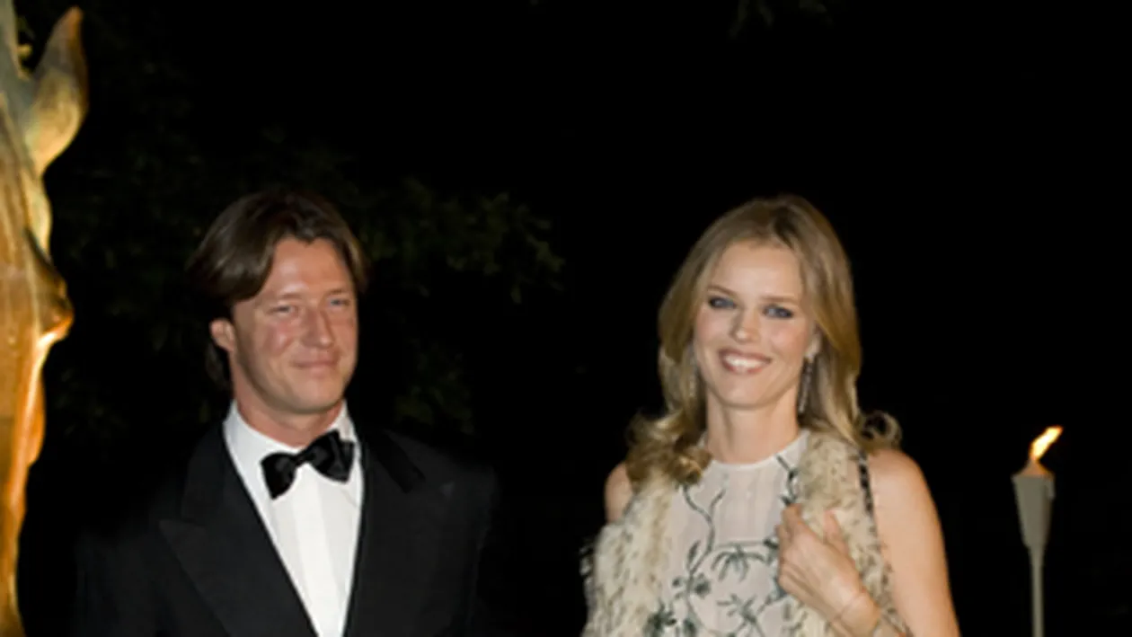 Eva Herzigova a fost inselata de sotul ei!