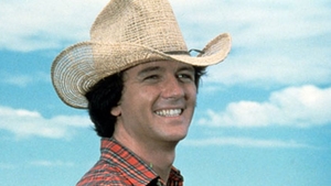 Incă se tine bine! Cum arată Bobby din Dallas la 65 de ani, după ce s-a vindecat de cancer de piele
