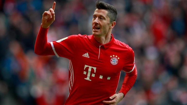 Bayern distruge Salzburg și merge în sferturile Champions League »»
