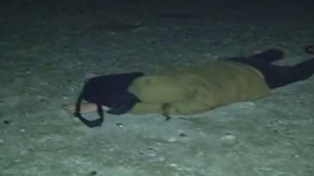 FOTO - S-a dat starul la distracţie în VAMA VECHE! Temperaturile scăzute nu au contat. Mii de tineri au băut şi dormit pe plajă fără nicio grijă