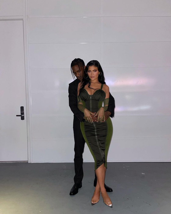 Kylie Jenner, prima imagine cu burtica de gravidă! Bruneta va aduce pe lume cel de-al doilea copil