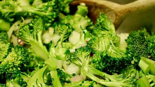 Secretul vietii vesnice sta in broccoli! Ce boli previne si cat de sanantoasa este leguma
