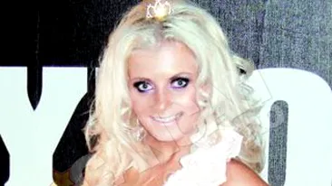 Sylvia nu vrea sa fie pictata: Eu as lua tabloul acasa ca sa il pun pe perete, dar pictorul sigur ar vrea sa il vanda!