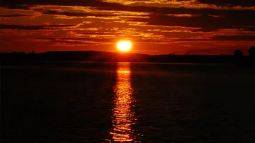 „Copiii solari”- doi fraţi paralizează complet după apusul soarelui! Medicii încearcă să deslușească misterul