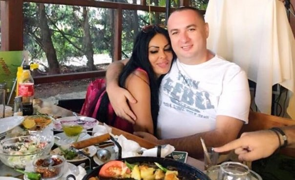 Leo de la Strehaia, la ananghie? A scos-o pe Dana Criminala în oraș să mănânce covrigi la un leu
