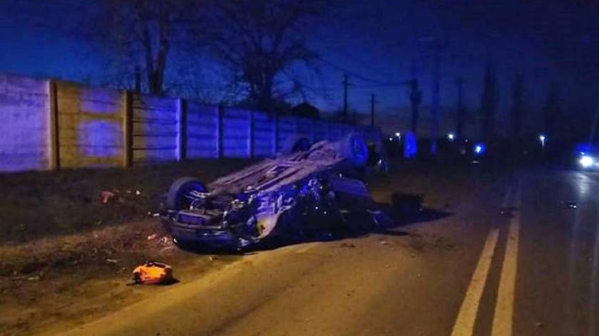 Accident grav provocat de un șofer de 22 de ani din Caracal. Totul s-a întâmplat după o urmărire ca-n filme
