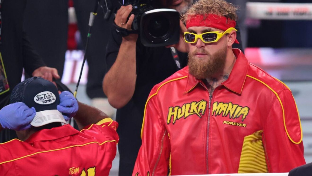 Fostul YouTuber, Jake Paul, bătut crunt de Anthony Joshua. A ajuns la spital imediat după meci