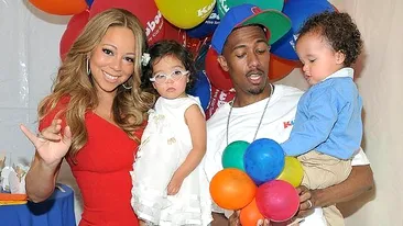 Mariah Carey, o mamă fericită! Ce mari s-au făcut gemenii artistei