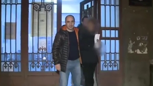 Mama criminalei de la metrou, mărturisiri şocante: "A fost traumatizată, au băgat şapte bărbaţi peste ea acolo, nu mai voia să trăiască..."