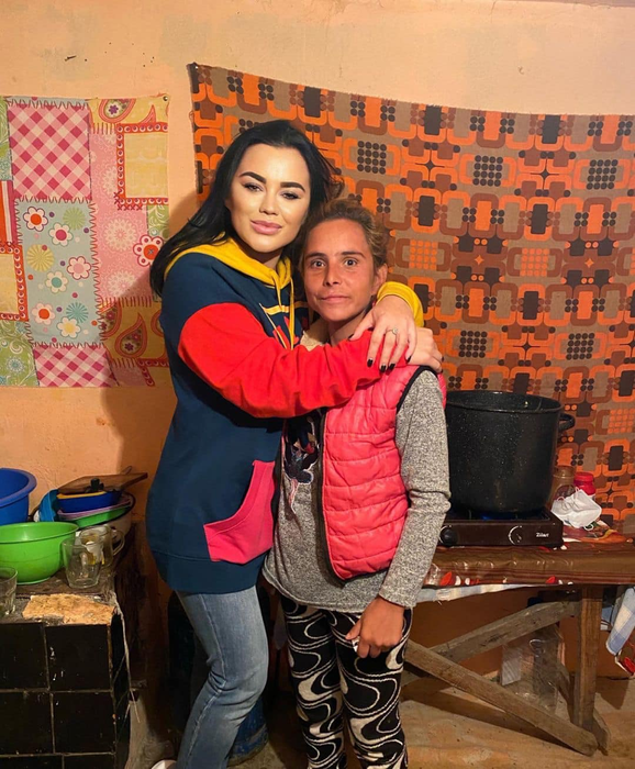 Carmen Sălciua, primele declarații după ce Bianca Drăgușanu a acuzat-o de falsitate și a jignit-o: “Ce ai cu mine? Dacă ai o problemă, poți să o spui frumos”