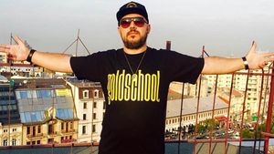Rimaru, dat afară de firma pentru care lucra după ce a fost acuzat de hărţuire sexuală!
