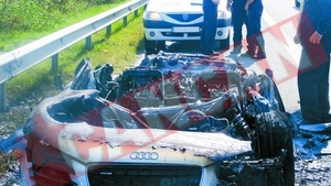 Audi R8 facut scrum pe autostrada