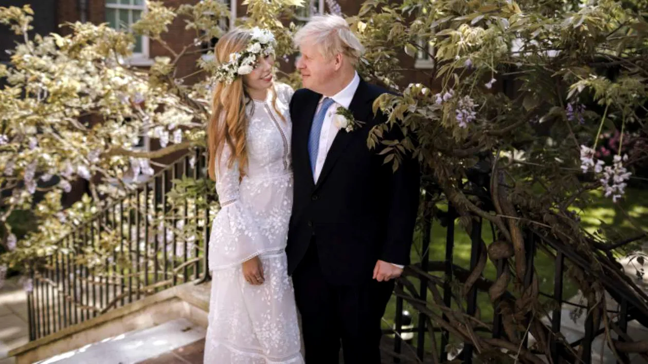 Premierul Marii Britanii, Boris Johnson, s-a căsătorit în „secret” cu logodnica de 33 de ani