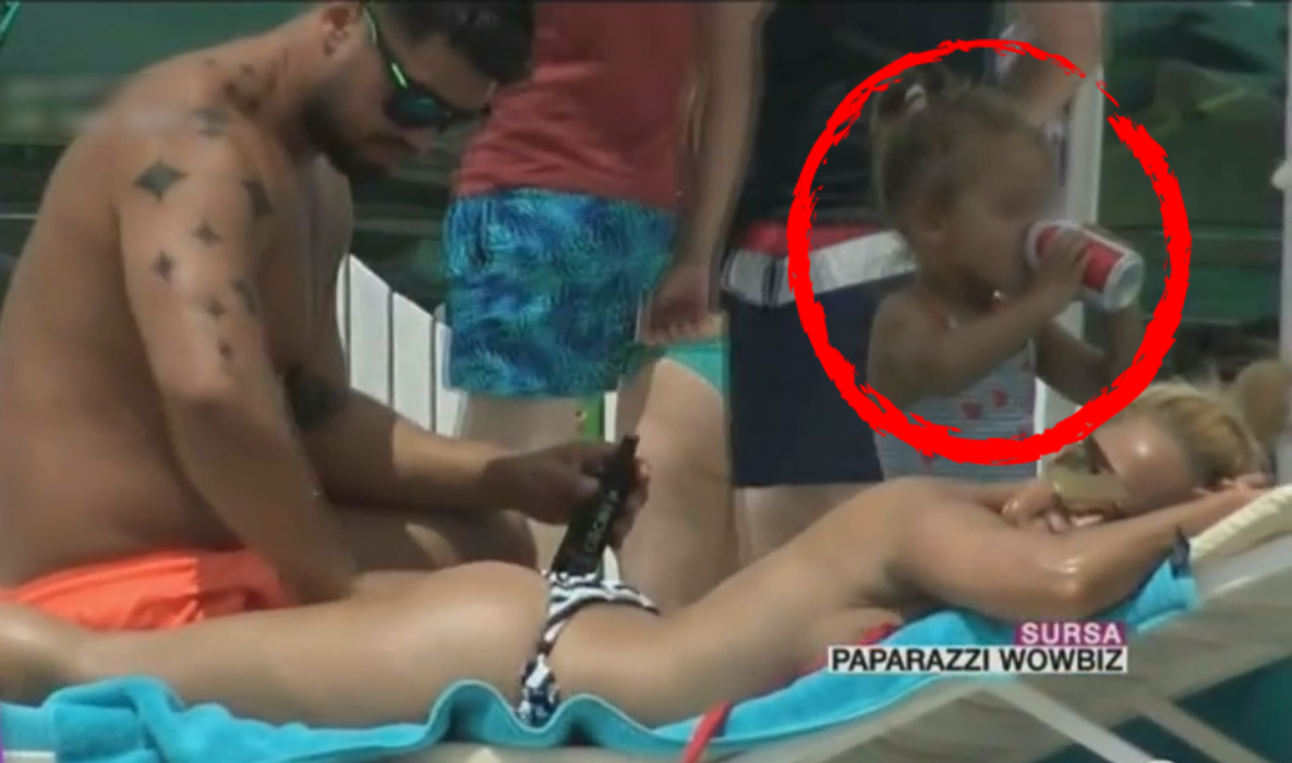 Incredibil! Evelin, fetița de doi ani a Andei Adam, a băut două beri