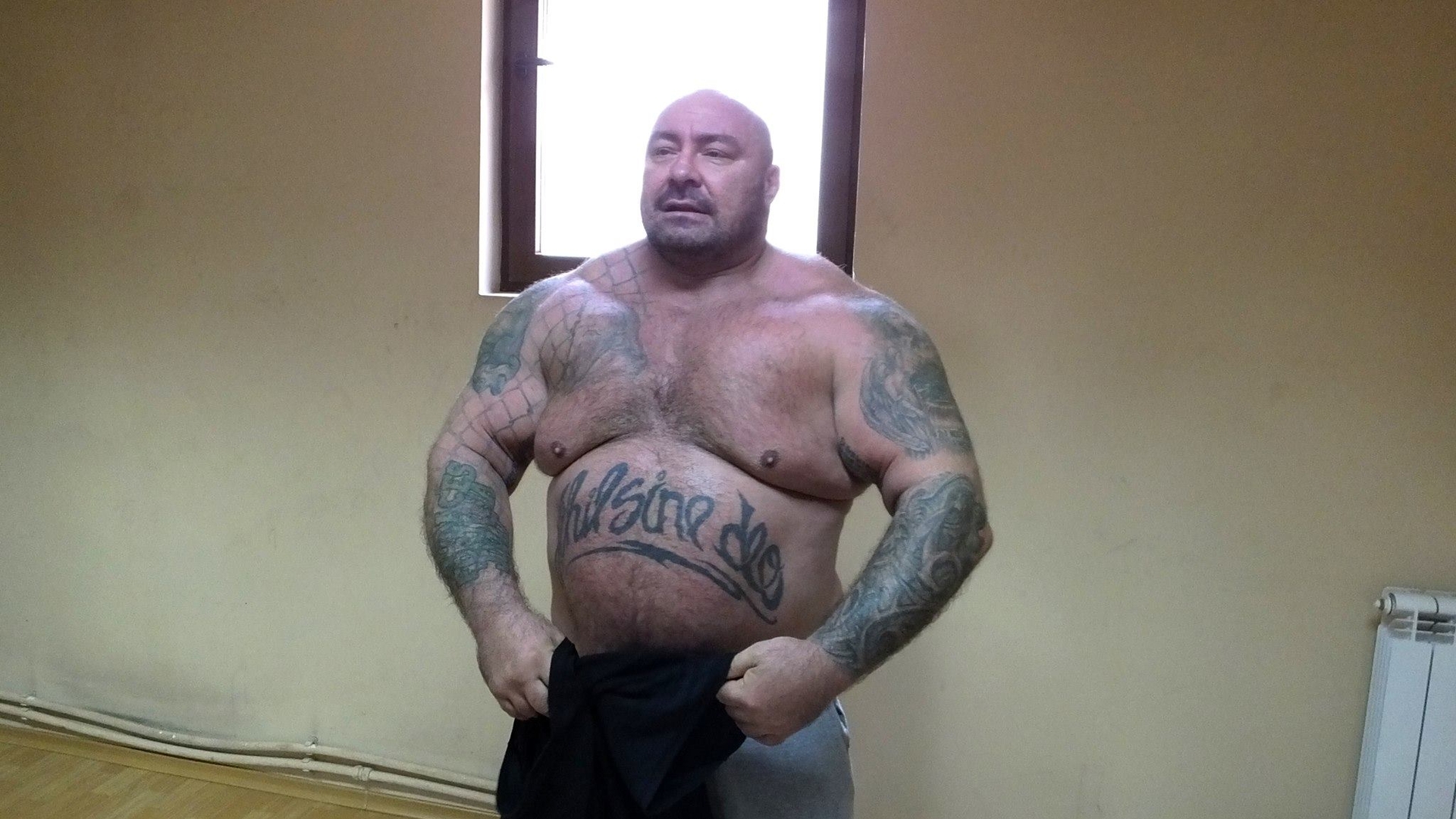 Cel mai greu luptator roman are de infruntat o glorie a circuitului K1! “O sa ne batem ca doi dinozauri, King Kong cu T-Rex!"