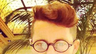 Adrian Sina, desprins din filmele cu Harry Potter! Uite ce ochelari poarta!