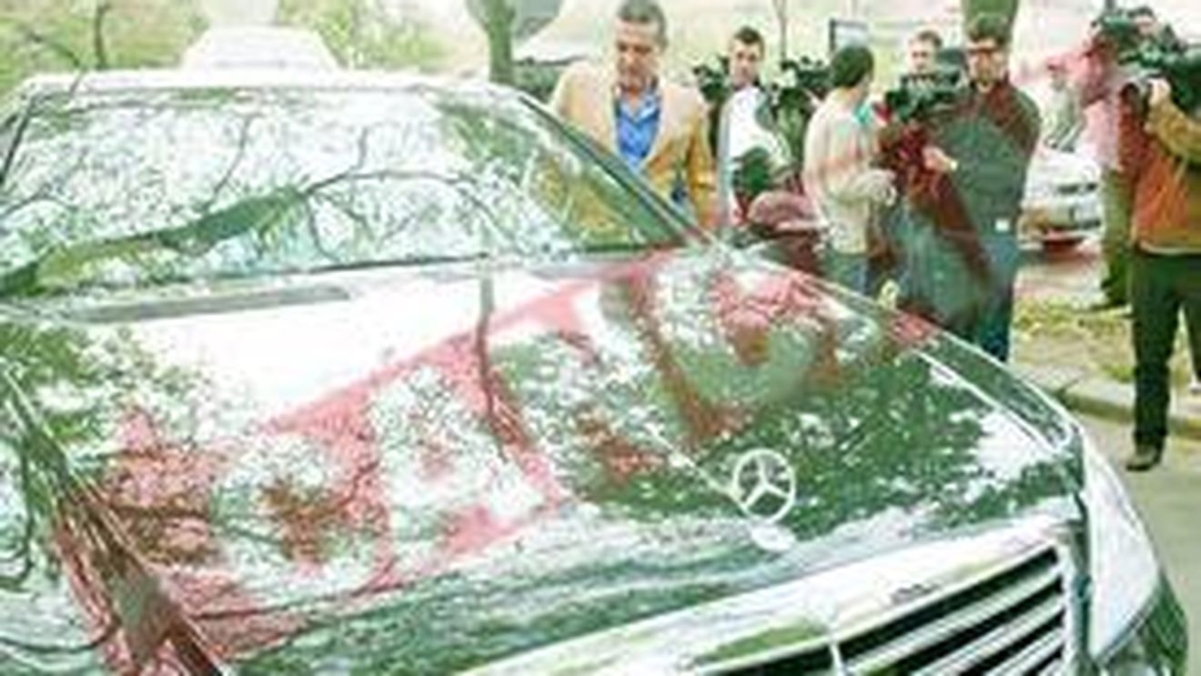 Combinatii cu hotii lui Becali!