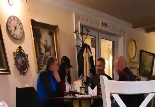 Rică Neaga a fost surprins în compania Ralucăi Macovei, la un restaurant în Timișoara