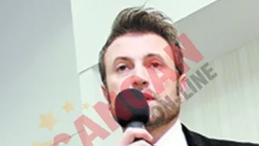 Bote: Am primit multe scrisori de la fanele cartii mele! Unele ma cereau in casatorie, altele voiau trei minute din viata mea