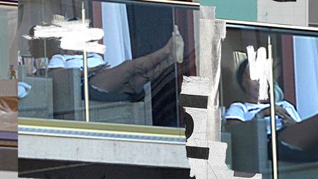 Loredana Chivu, apariție inedită pe balcon. Cum arată fosta asistentă TV după intervențiile suferite