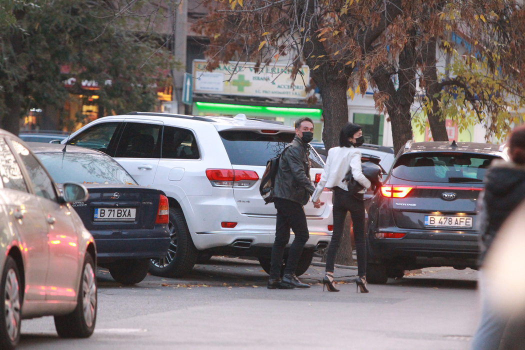 Răzvan Simion, de mână cu noua iubită