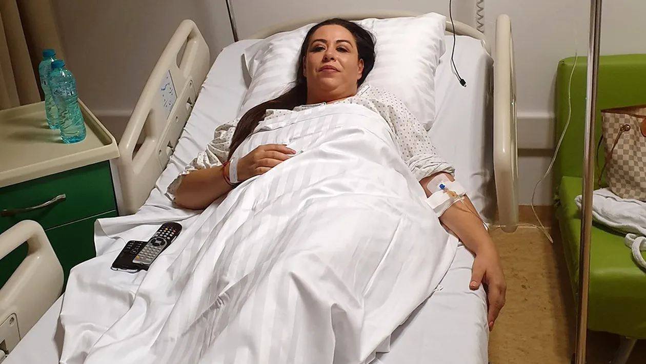 Oana Roman, de urgență la spital: V-am spus că nu mă simt bine. Cât de gravă este starea fiicei lui Petre Roman