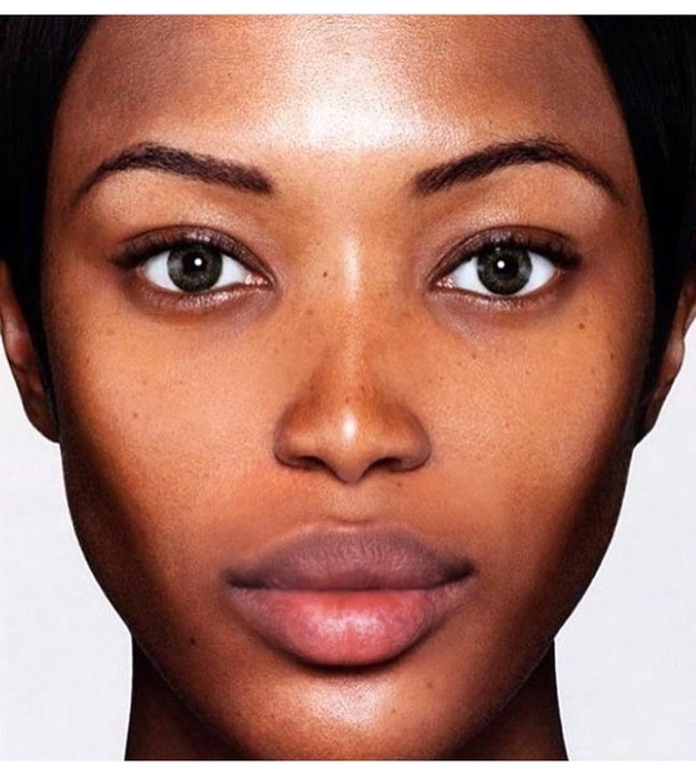 Așa arată Naomi Campbell fără machiaj