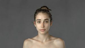 Acelaşi chip, stiluri diferite! O tânără s-a transformat în Photoshop în funcţie de stilurile de machiaj din toate colţurile lumii. Schimbări ULUITOARE!