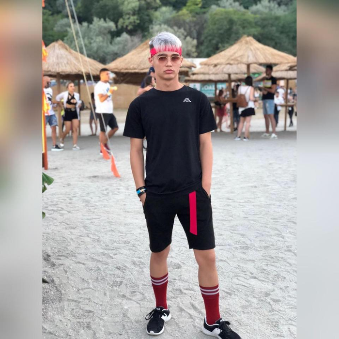 Alexandru Copăceanu are 18 ani și a dispărut din Râmnicu Vâlcea. Părinții se roagă ca el să fie găsit în viață