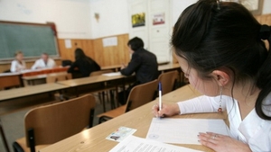 Parada modei a lipsit in primele zile de BAC. Cum au venit elevele imbracate la oral!