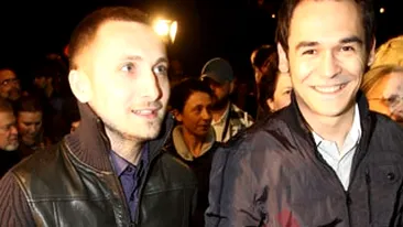 Andreea Esca in carje la premiera filmului Eu cand vreau sa fluier, fluier