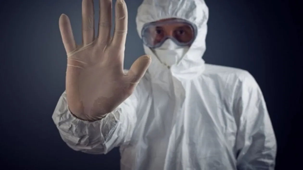 Amendă de 20.000 de lei la Brașov, pentru o femeie care a venit din Italia! A refuzat izolarea: „Dacă mă enervez mă duc în tot blocul!”