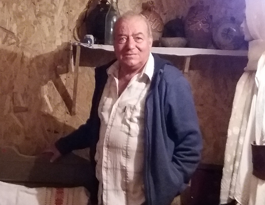 Gioni Badea, sufletul Muzeului Sătesc din Vârfuri