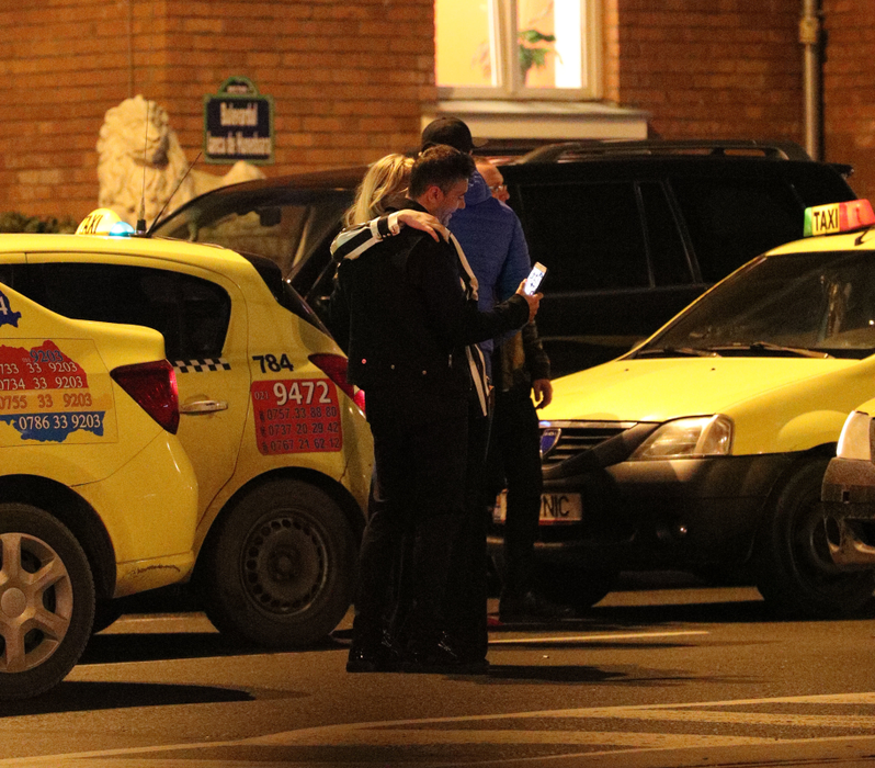 Ispravnic si blonda lui cea zebrată s-au simţit foarte bine în club