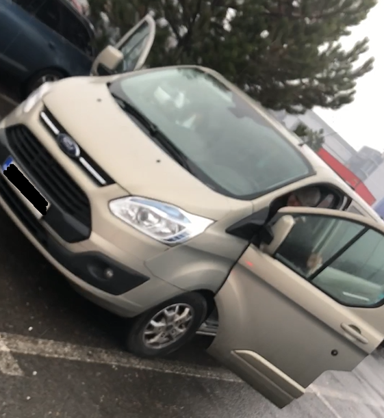 Noua mașină a lui Călinescu: o dubiță
