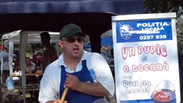 Superoferta la Festivalul ceaunelor de la Arad! Politistii au dat un pupic si o tocana