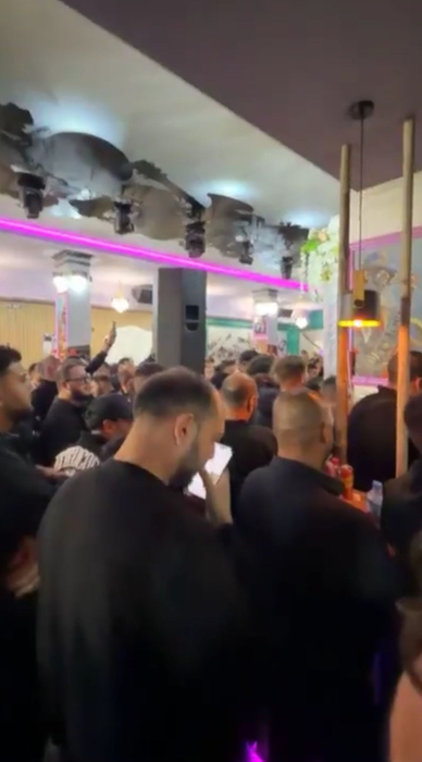 Imagini dureroase de la priveghiul lui Memis Selciuc. Sute de oameni au venit să își ia adio