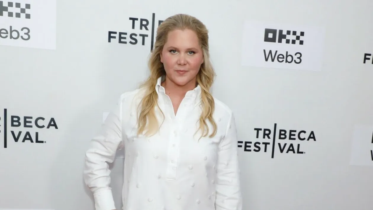 Amy Schumer, salvată de simțul umorului în toiul divorțului: „Stați la rând, băieți!”