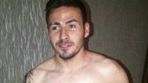 Asta seara dansam in familie? „Printul” a plecat pe litoral si a lansat atacul la doua blonde! Cum a fost filmat fotbalistul!