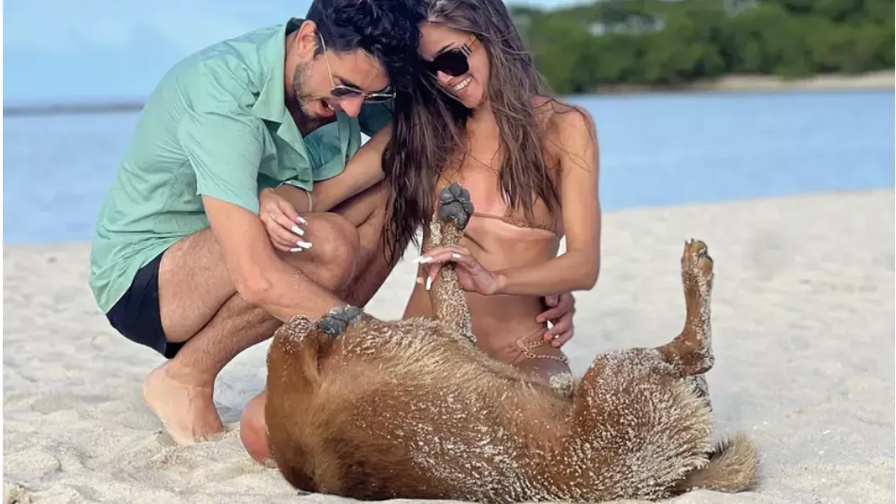 Theo Rose, cerută în căsătorie! Ce a gravat Anghel Damian pe inelul de logodnă: ”Pentru mine înseamnă mult!”