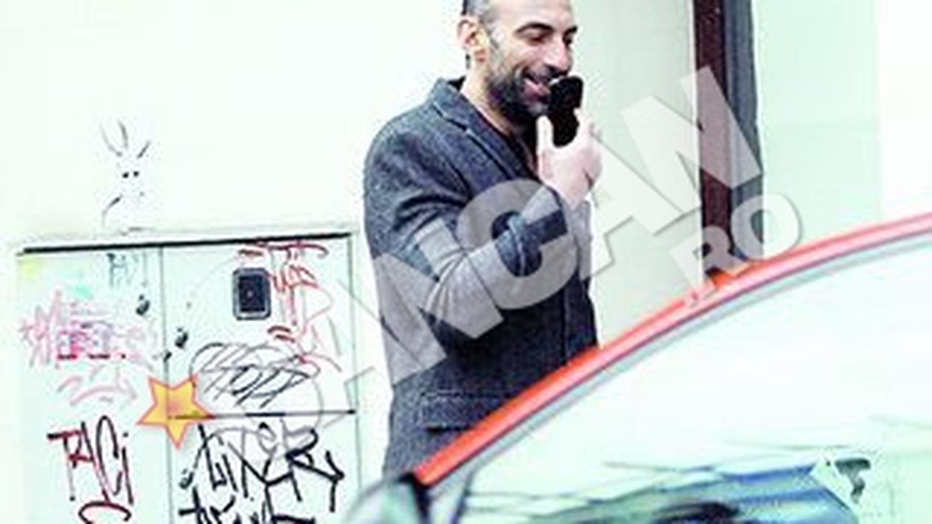 Simona, iti amintesti cum l-ai ingenuncheat pe domnul Librescu? Vremea romanticului Joe a apus