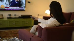Bulversant ce a pățit o femeie din Iași, după ce i-a dat vecinului parola de la wi-fi: "Într-o zi, când m-am întors de la muncă, l-am găsit la ușă"
