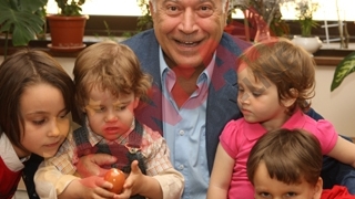 Dan Voiculescu isi petrece vacanta, in Romania, alaturi de familie