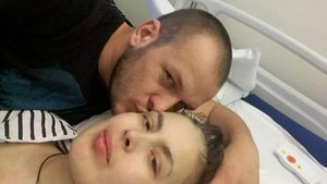 Caz umanitar: 170.000 de euro din donaţii şi o factură de 8.000 de euro neplătită la spital! Ce s-a întâmplă cu soțul tinerei mame care a murit de cancer