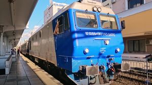 Descoperire macabră în toaleta trenului de pe ruta Iași–București! Poliția a fost alertată imediat