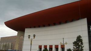 Panica la Teatrul National! O incapere a cladirii a luat foc si a fost nevoie de interventia pompierilor